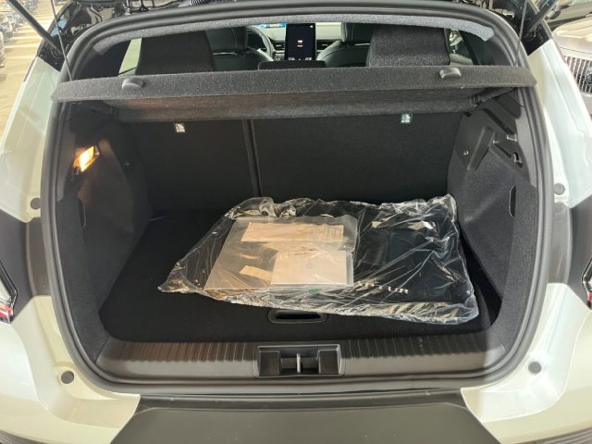 Renault Captur 1.0 eco-g Techno 100cv (17)