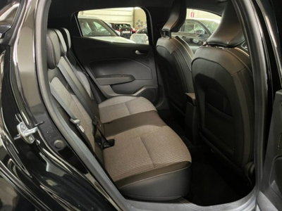Renault Clio 1.0 tce Techno Gpl 100cv (19)