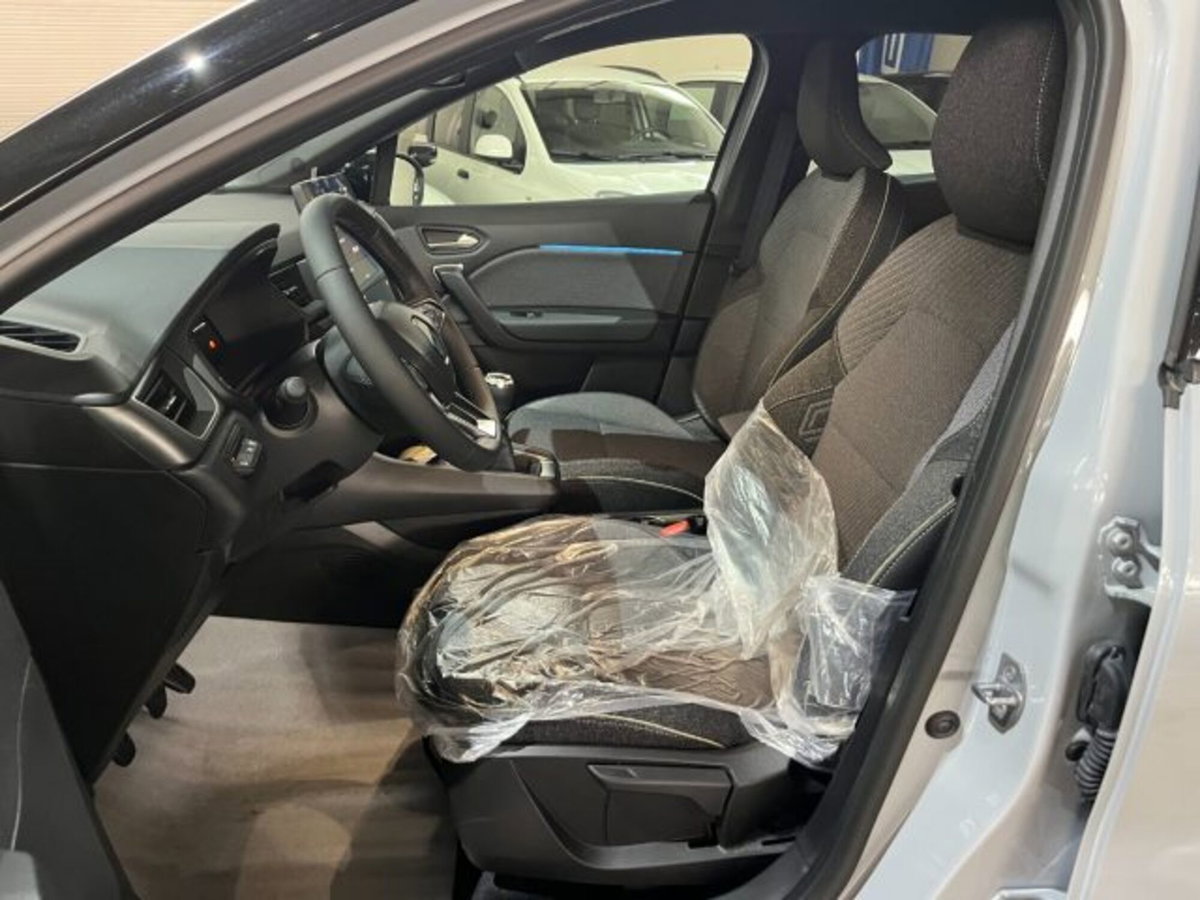 Renault Captur 1.2 eco-g Techno 120cv (15)