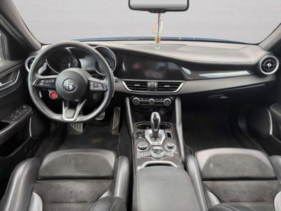 Alfa Romeo Giulia 2.2 Turbodiesel 210 CV AT8 AWD Q4 Veloce Ti (11)