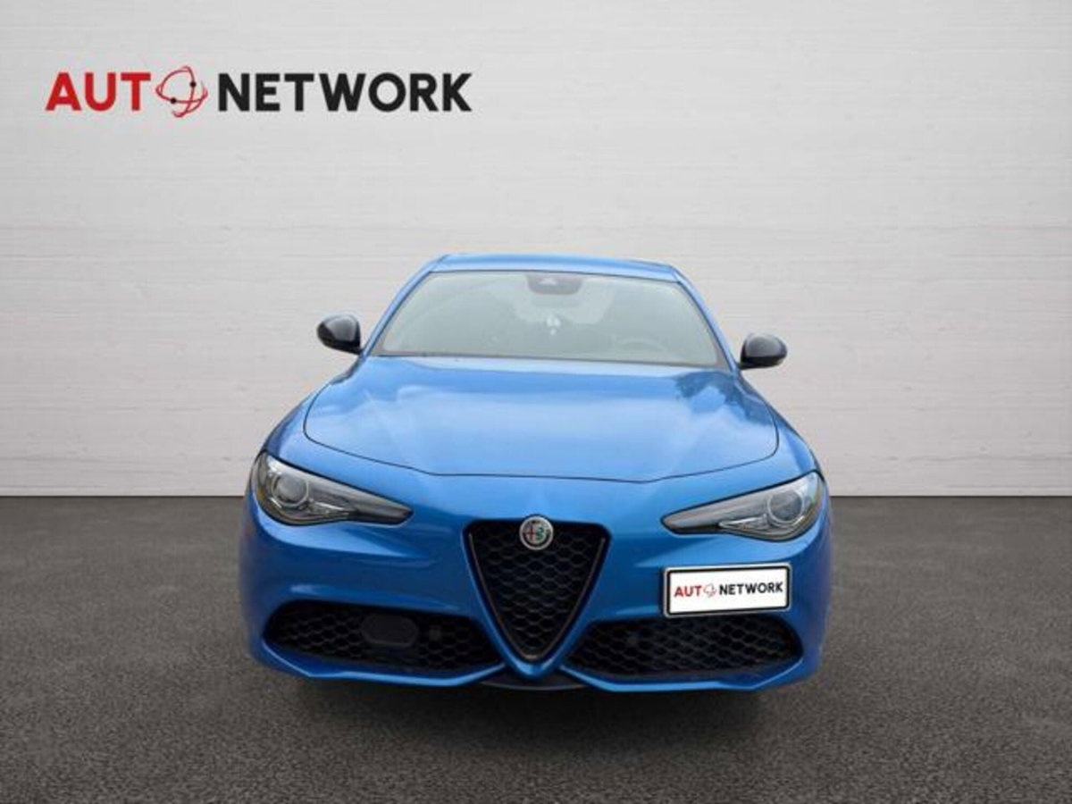 Alfa Romeo Giulia 2.2 Turbodiesel 210 CV AT8 AWD Q4 Veloce Ti (5)