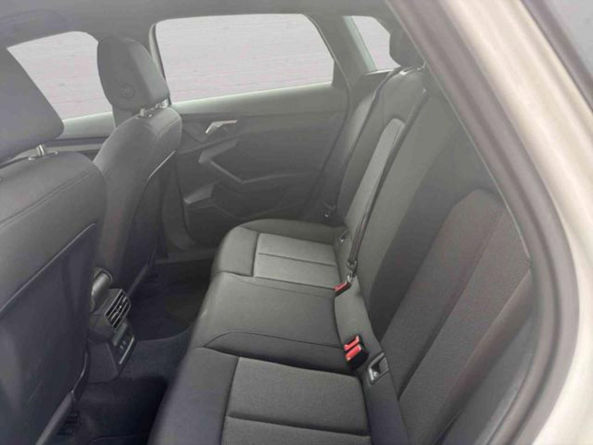 Audi A3 Sportback 40 TFSI e S tronic Business Advanced (10)