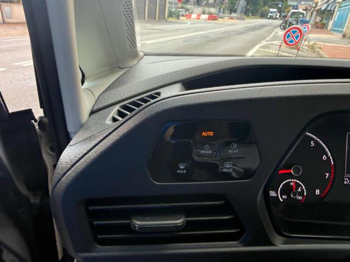 Volkswagen Caddy 1.5 TSI 114 CV DSG Space (15)