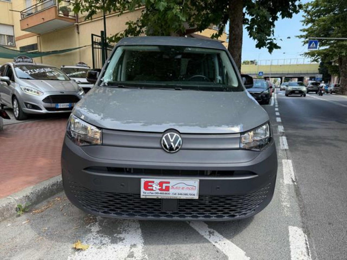 Volkswagen Caddy 1.5 TSI 114 CV DSG Space (2)