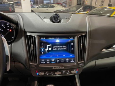 Maserati Levante Levante V6 430 CV S AWD Granlusso (11)