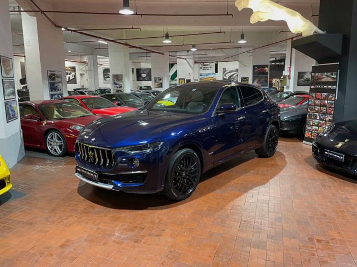 Maserati Levante Levante V6 430 CV S AWD Granlusso (16)