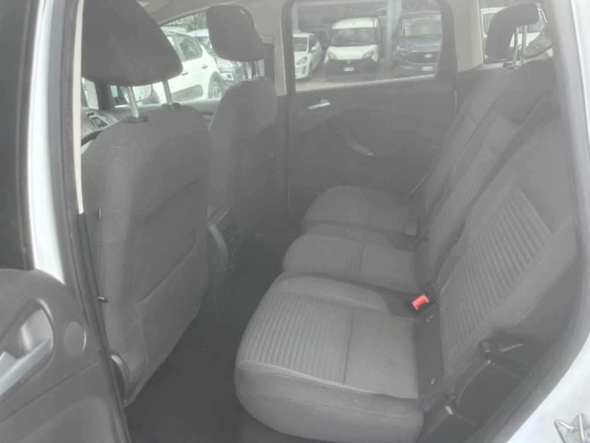 Ford C-Max 1.5 TDCi 120CV Start&Stop Titanium (9)