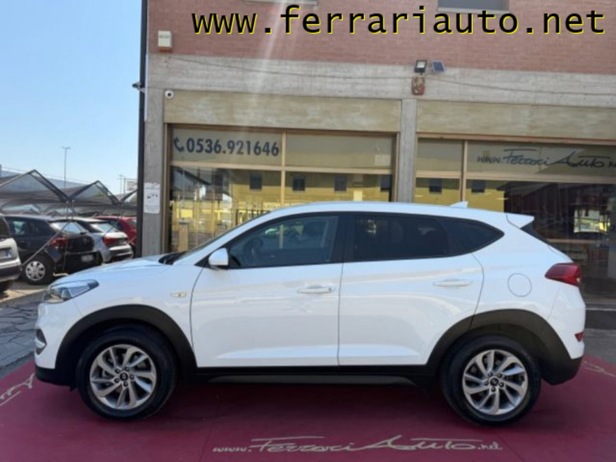 Hyundai Tucson 1.7 CRDi Comfort (5)