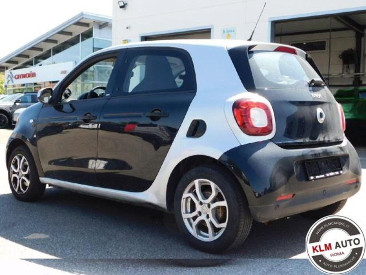 smart forfour forfour 70 1.0 twinamic Passion (3)