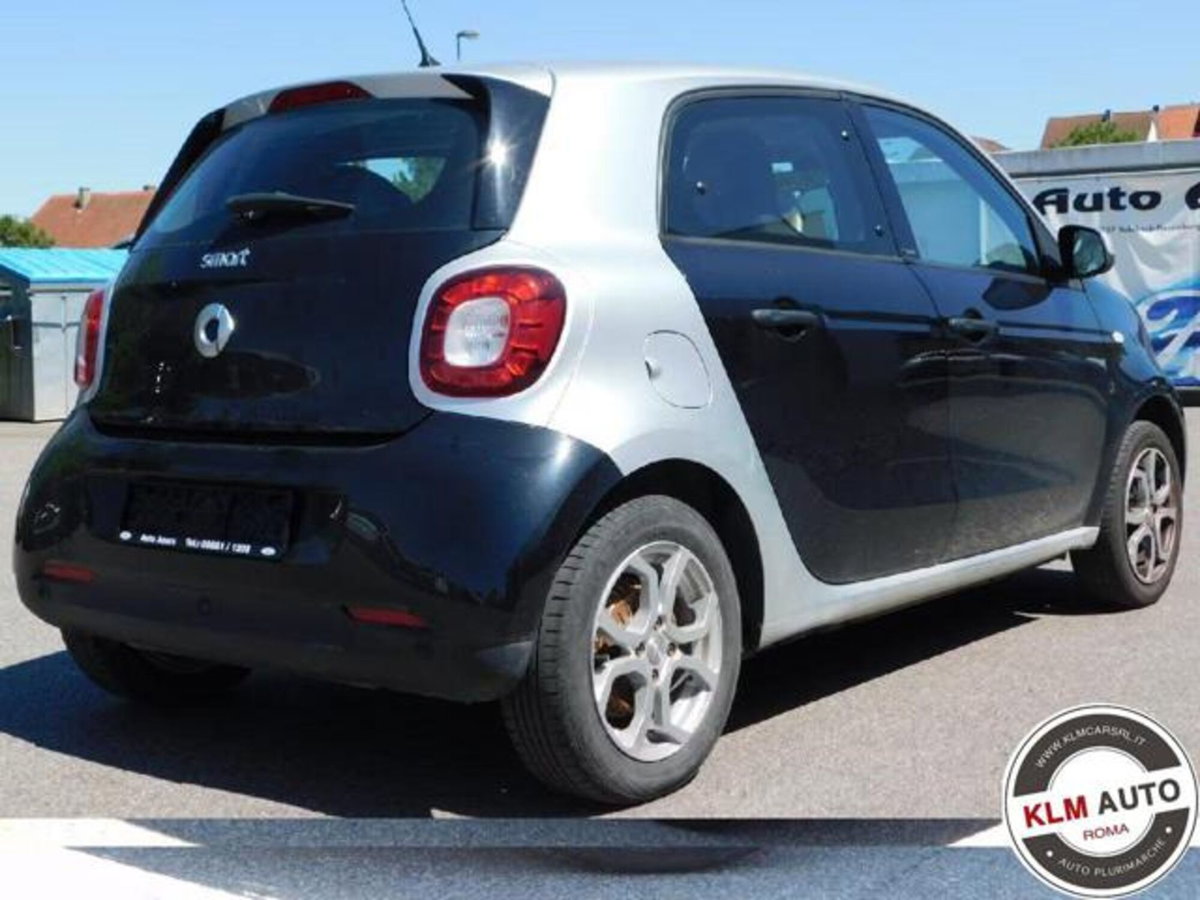 smart forfour forfour 70 1.0 twinamic Passion (9)