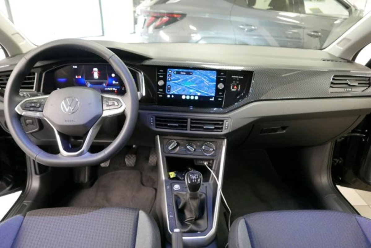 Volkswagen Taigo 1.0 tsi Edition 95cv (6)