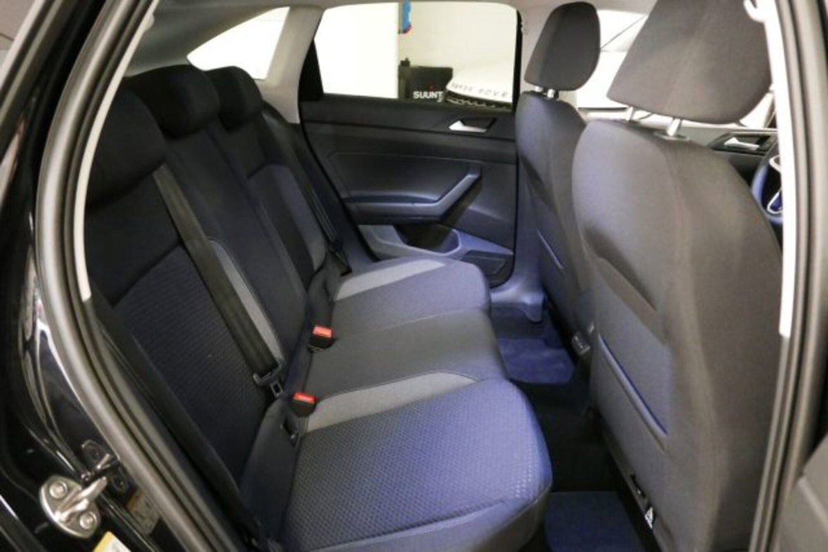 Volkswagen Taigo 1.0 tsi Edition 95cv (9)