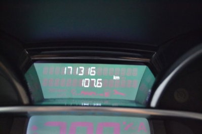 Renault Clio 1.2 75 CV 5 porte Duel (13)