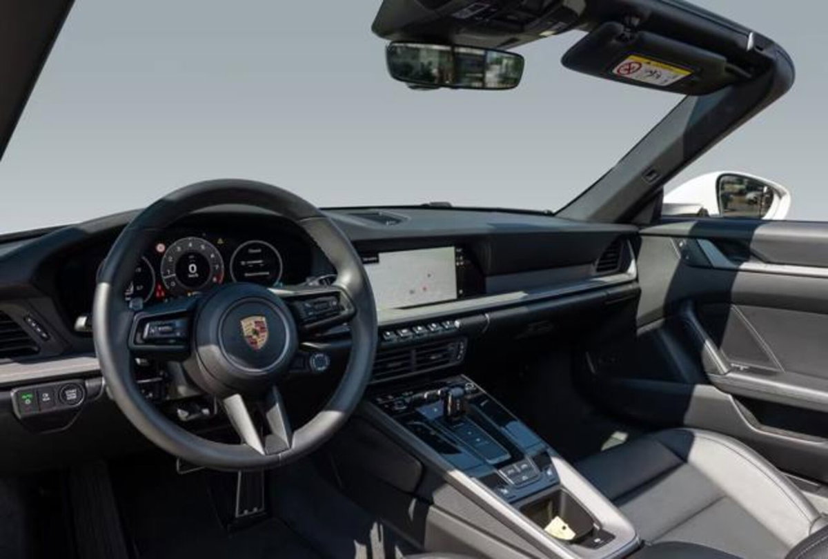 Porsche 911 Cabrio 3.0 Carrera T 394cv (14)
