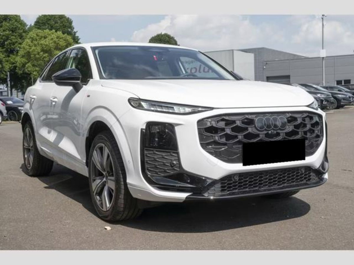 Audi Q3 Sportback 35 1.5 tfsi S line edition s-tronic (2)