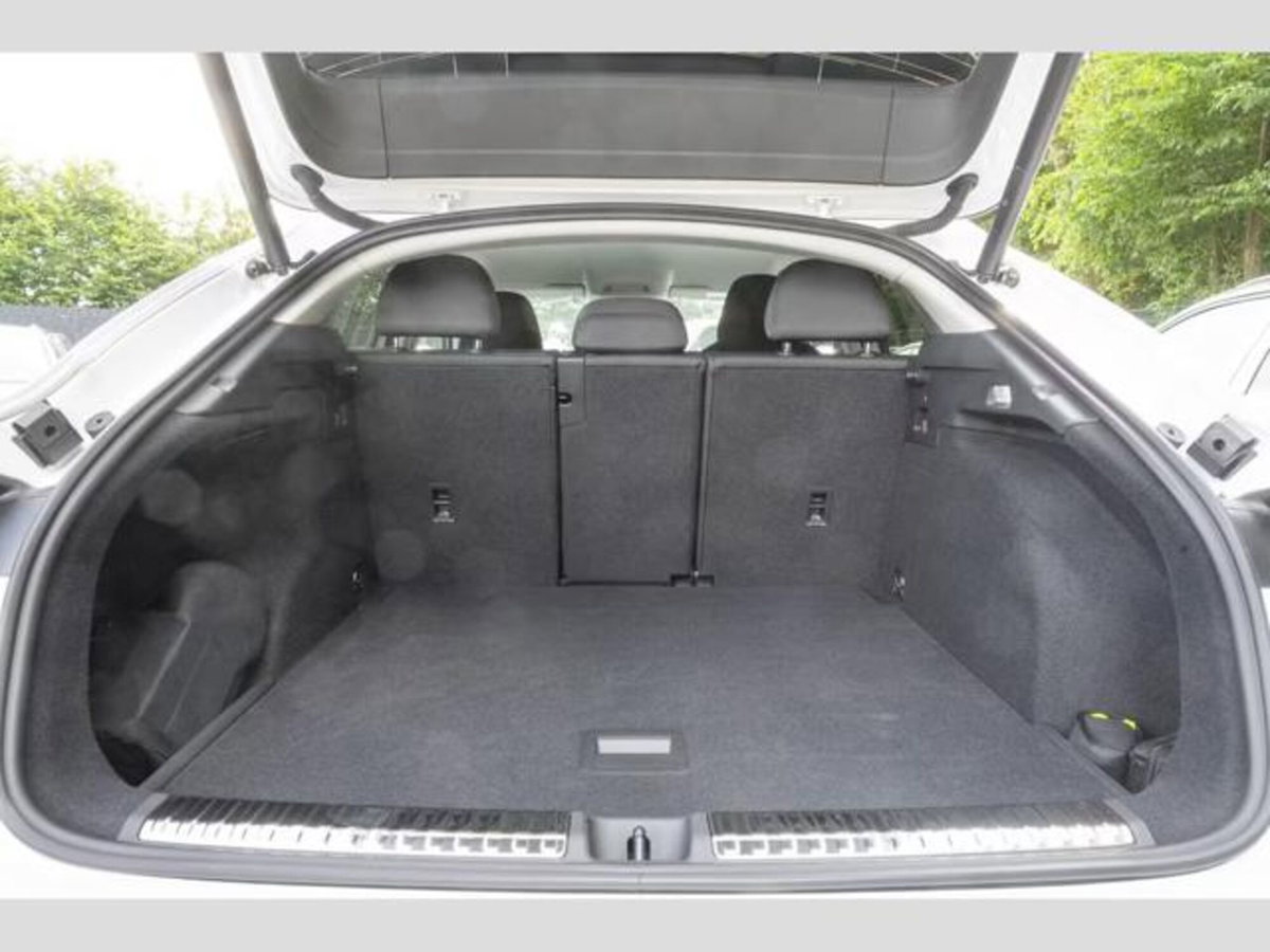 Audi Q3 Sportback 35 1.5 tfsi S line edition s-tronic (6)