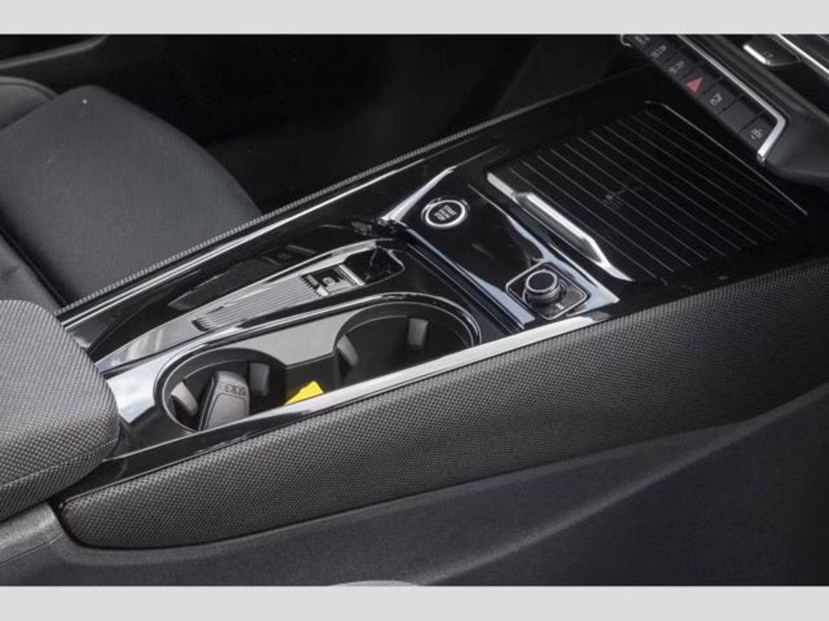 Audi Q3 Sportback 35 1.5 tfsi S line edition s-tronic (9)