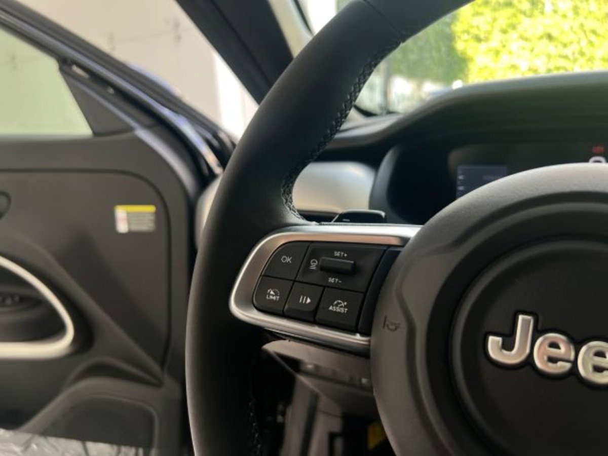Jeep Avenger 1.2 turbo Longitude fwd 100cv (14)