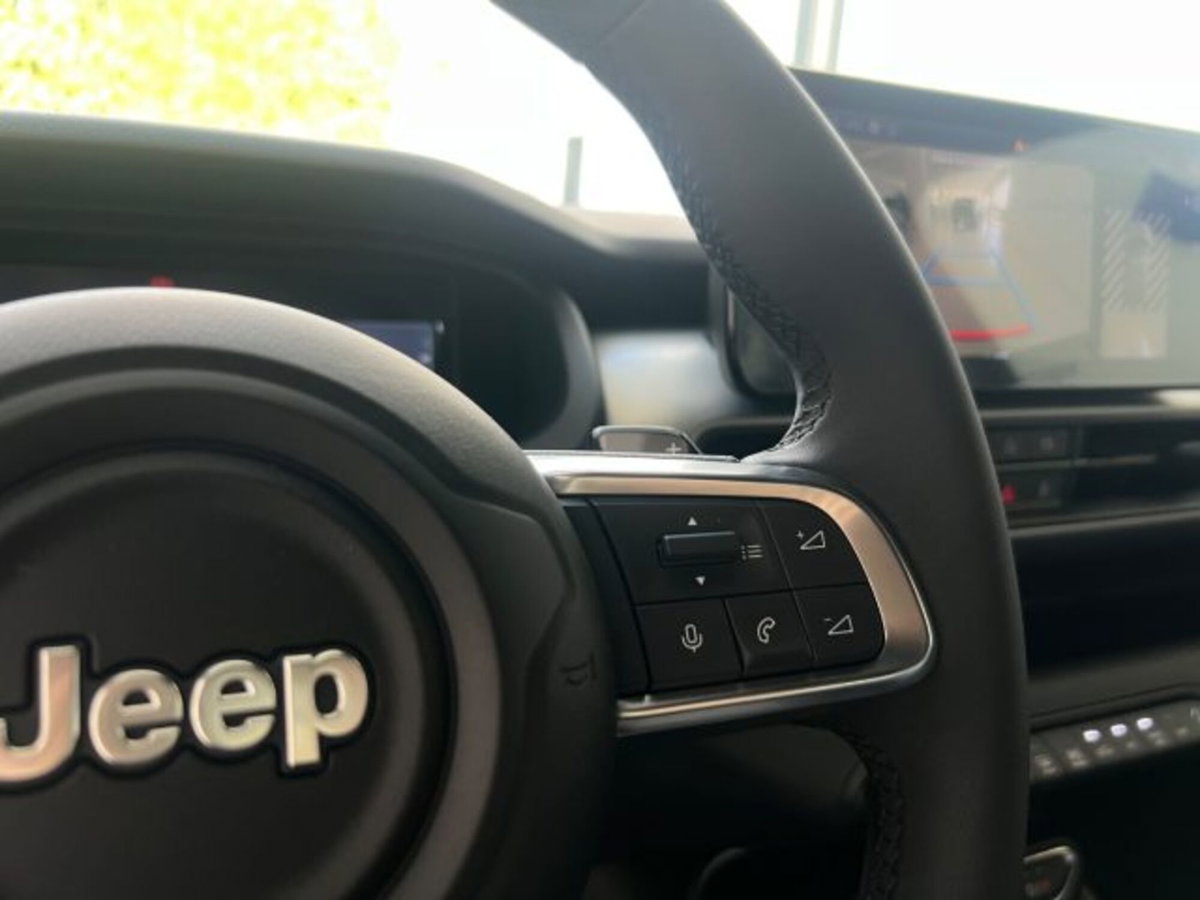 Jeep Avenger 1.2 turbo Longitude fwd 100cv (17)