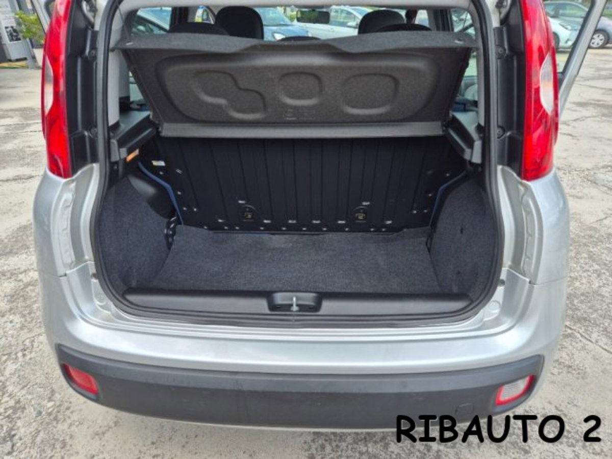 Fiat Panda 1.2 Dynamic Euro 5 (18)