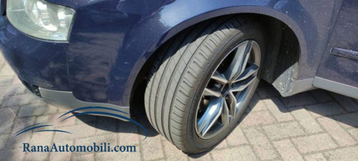 Audi A4 Avant 2.0 20V (6)
