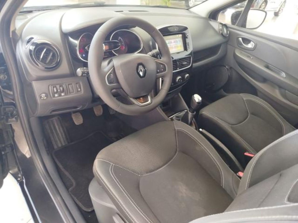 Renault Clio TCe 12V 90 CV GPL 5 porte Business (8)