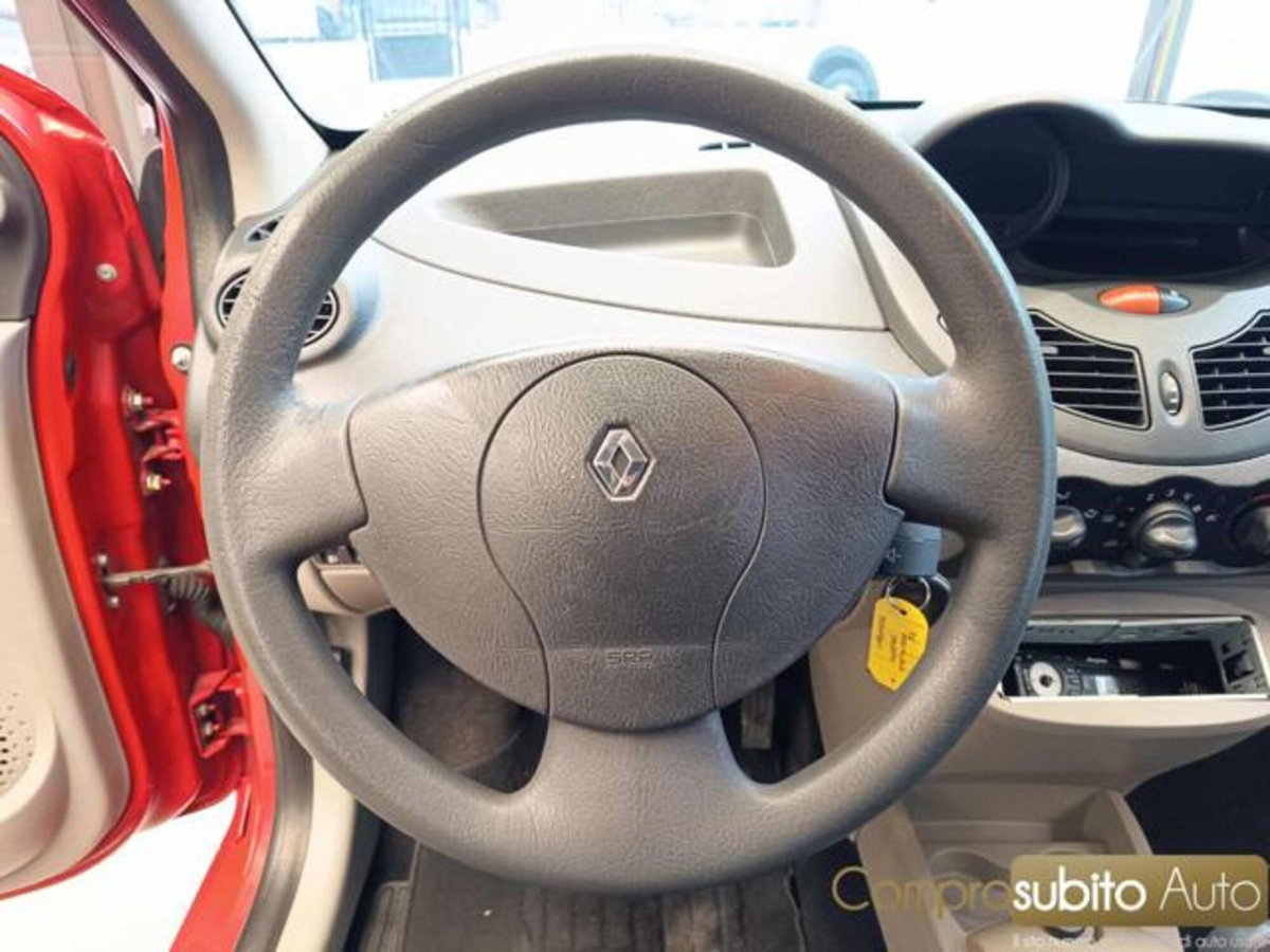 Renault Twingo 1.2 16V LEV Dynamique (19)