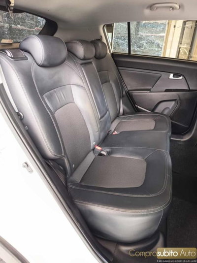 Kia Sportage 1.7 CRDI VGT 2WD high tech (14)