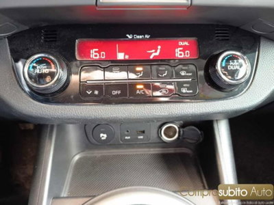 Kia Sportage 1.7 CRDI VGT 2WD high tech (20)