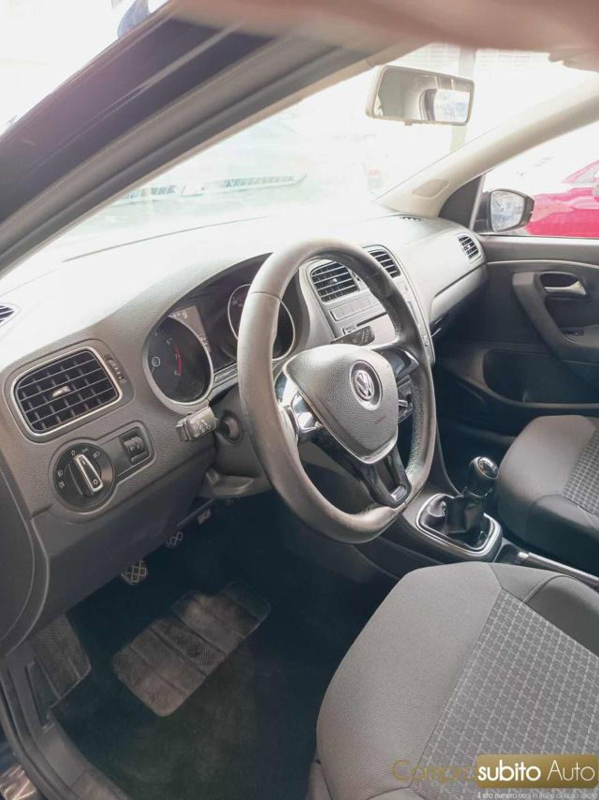 Volkswagen Polo 1.0 MPI 5p. Trendline (16)