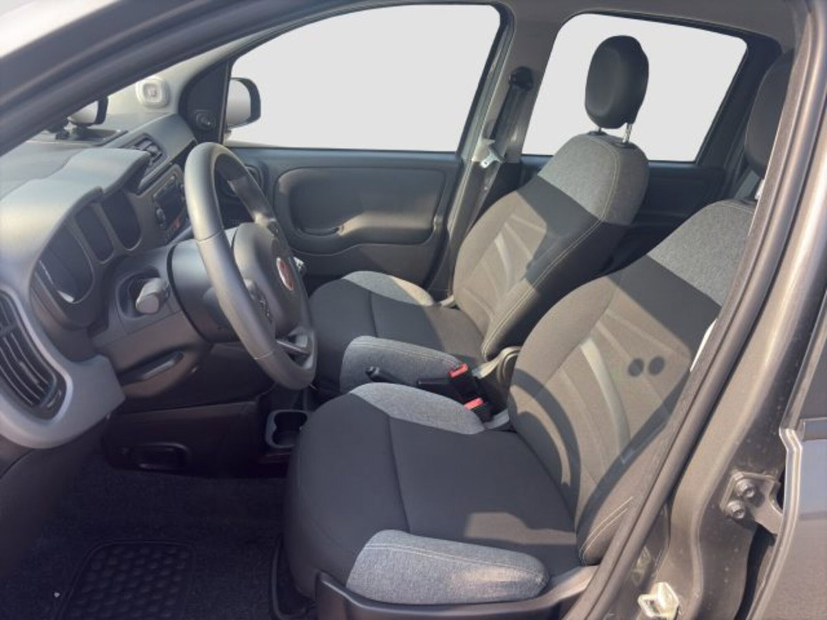 Fiat Panda 1.0 FireFly S&S Hybrid City Cross (9)