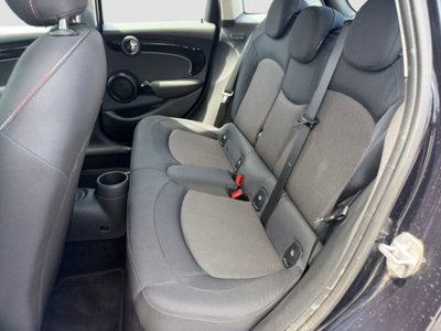 MINI Mini 1.5 Cooper Business 5 porte (11)
