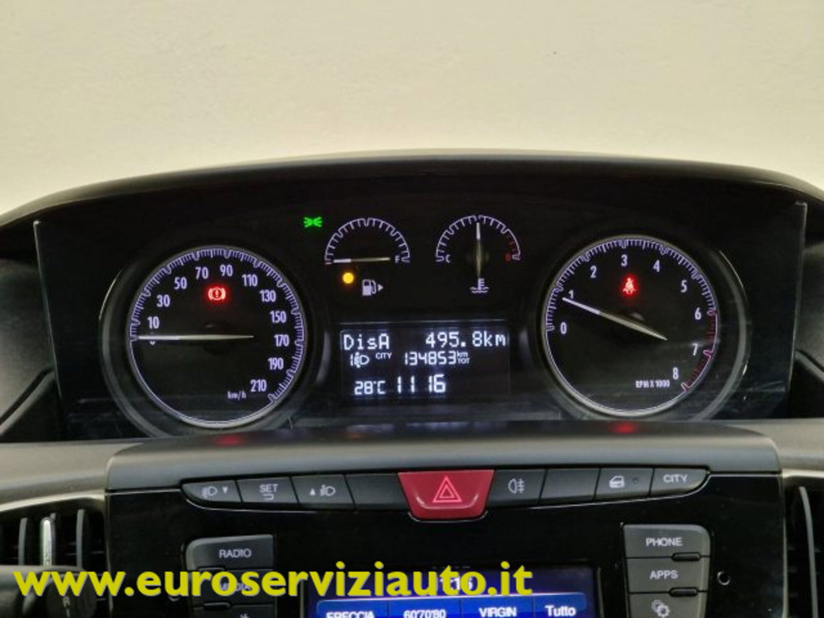 Lancia Ypsilon 1.2 69 CV 5 porte Platinum (17)