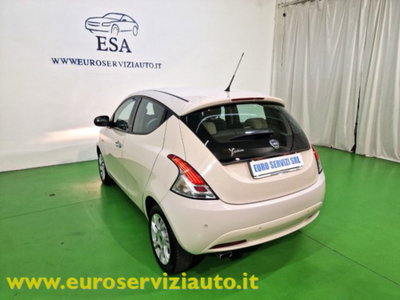 Lancia Ypsilon 1.2 69 CV 5 porte Platinum (9)