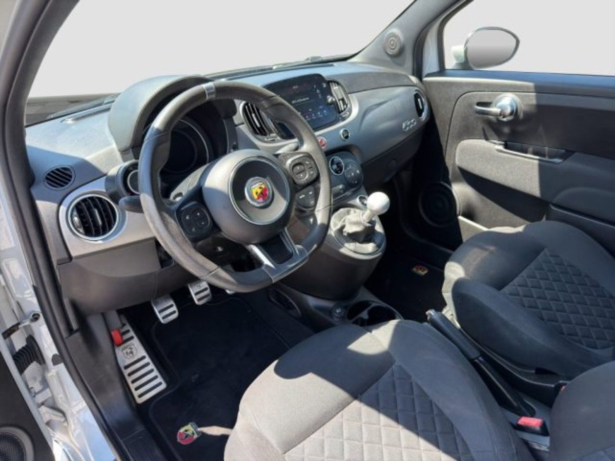 Abarth 595 595 1.4 Turbo T-Jet 165 CV (9)