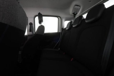 Fiat Panda 1.0 FireFly S&S Hybrid City Cross (11)