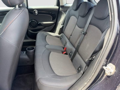 MINI Mini 1.5 Cooper Business 5 porte (11)