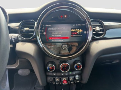 MINI Mini 1.5 Cooper Business 5 porte (17)