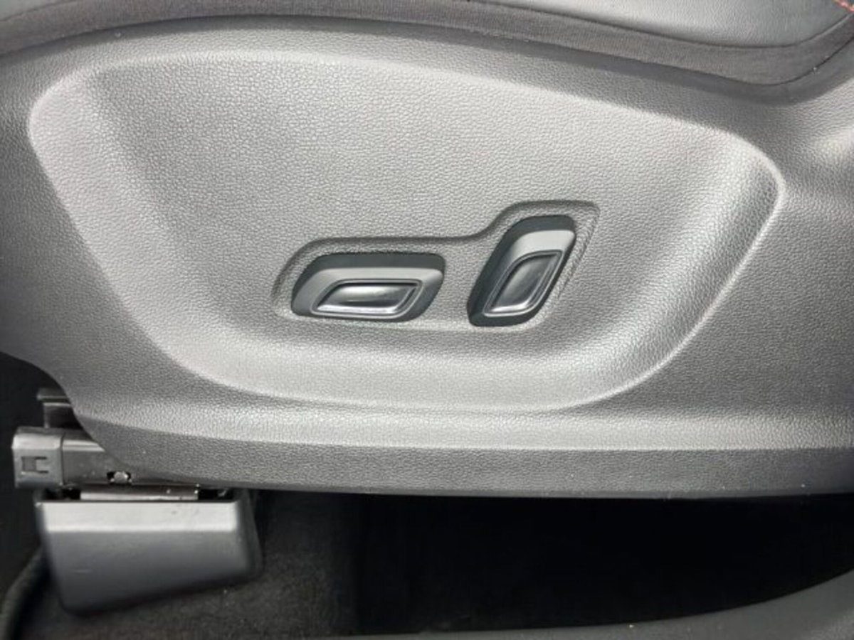 Mg ZS ZS 1.5 Luxury (18)