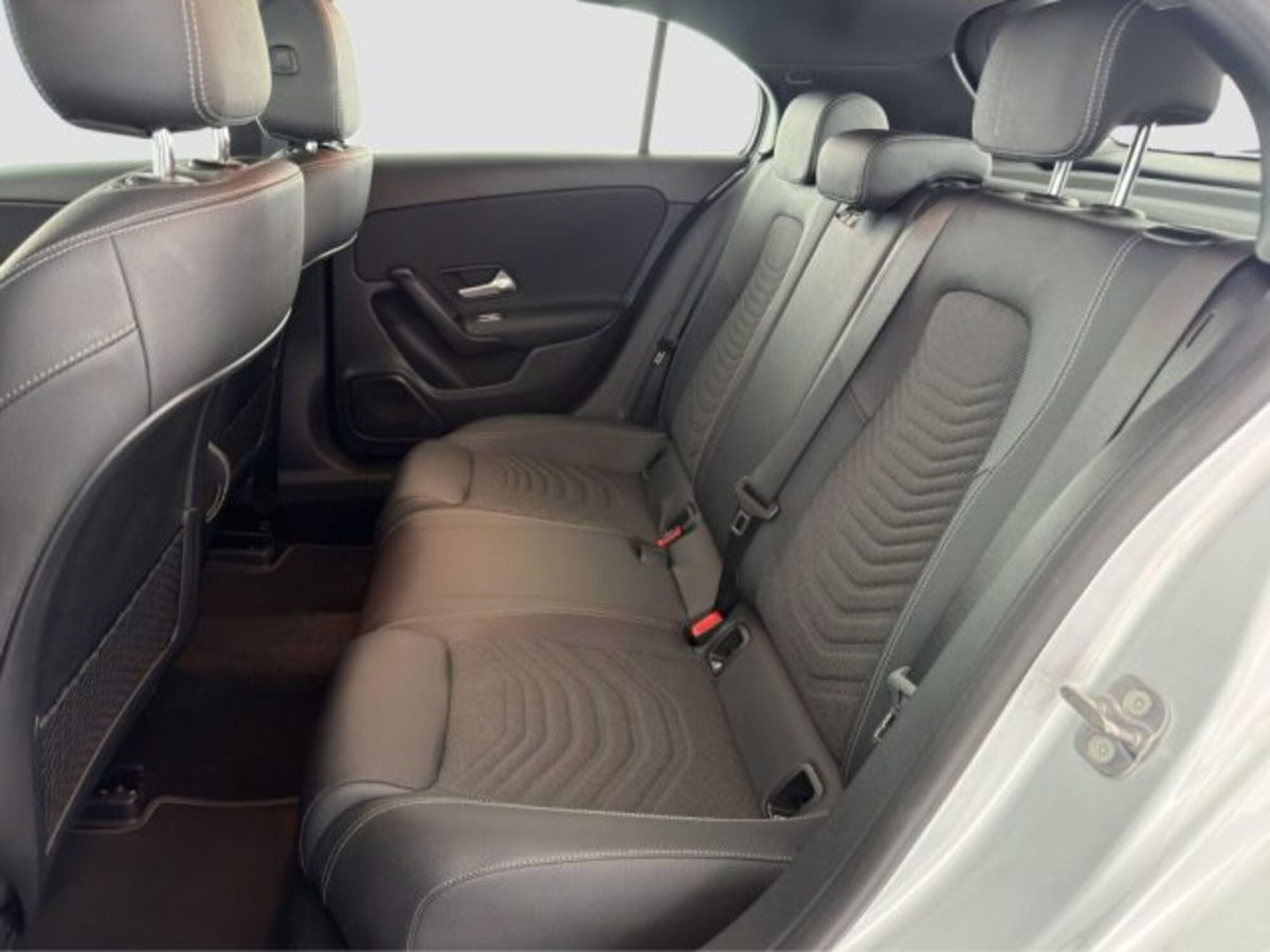 Mercedes-Benz Classe A 180 Automatic Executive (11)