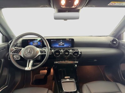 Mercedes-Benz Classe A 180 Automatic Executive (12)