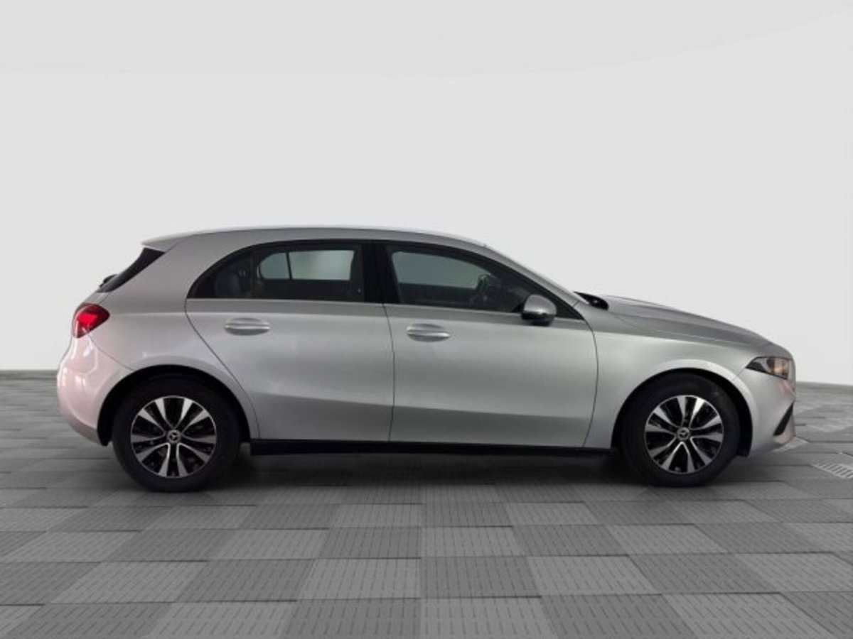 Mercedes-Benz Classe A 180 Automatic Executive (6)