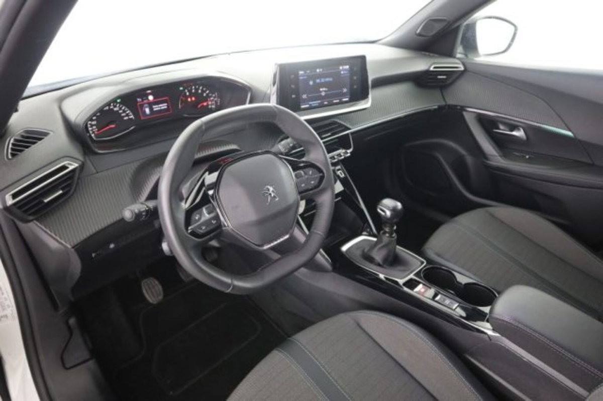 Peugeot 2008 PureTech 100 S&S Allure