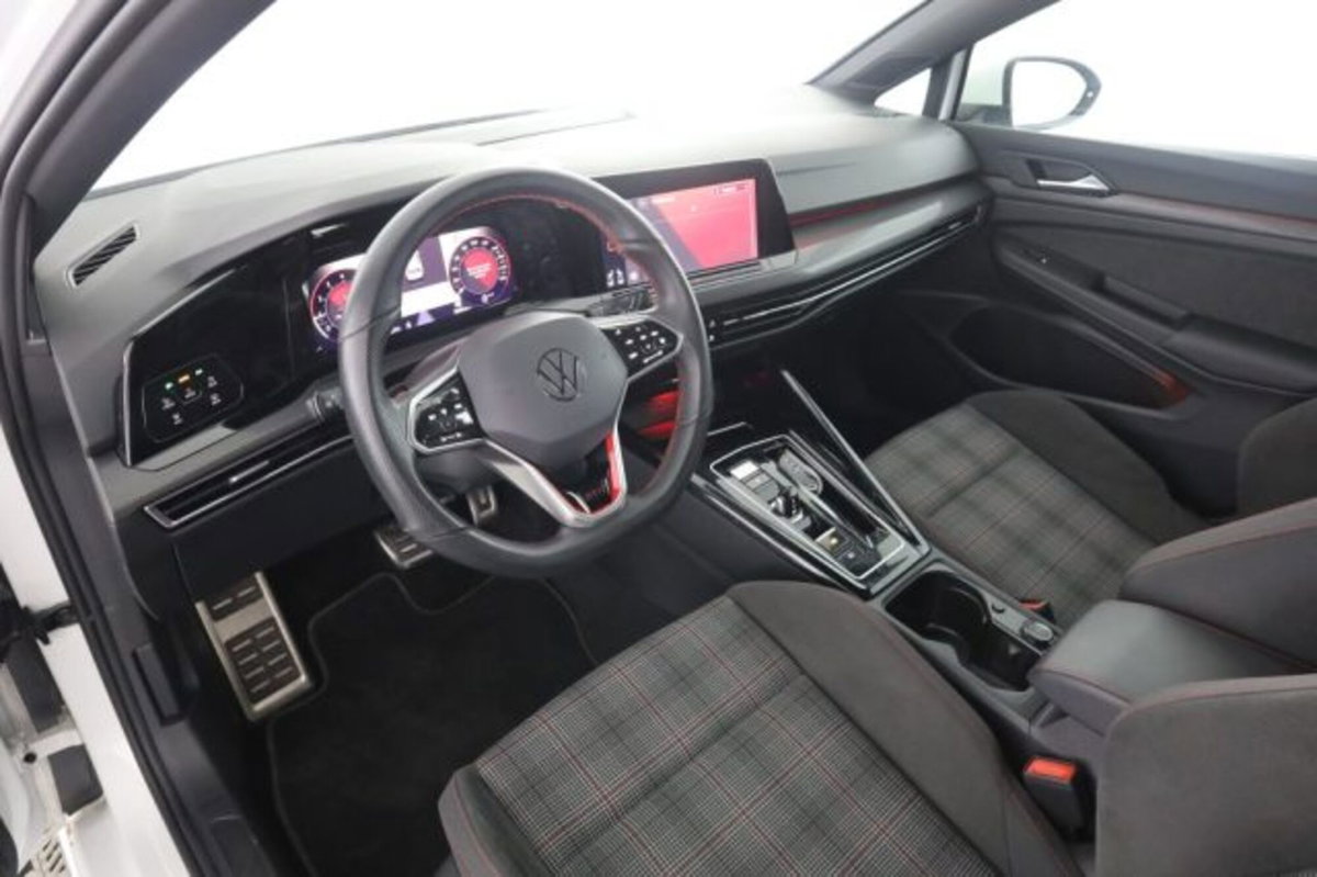 Volkswagen Golf 2.0 TSI GTI DSG
