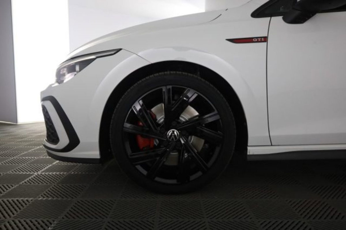 Volkswagen Golf 2.0 TSI GTI DSG (8)
