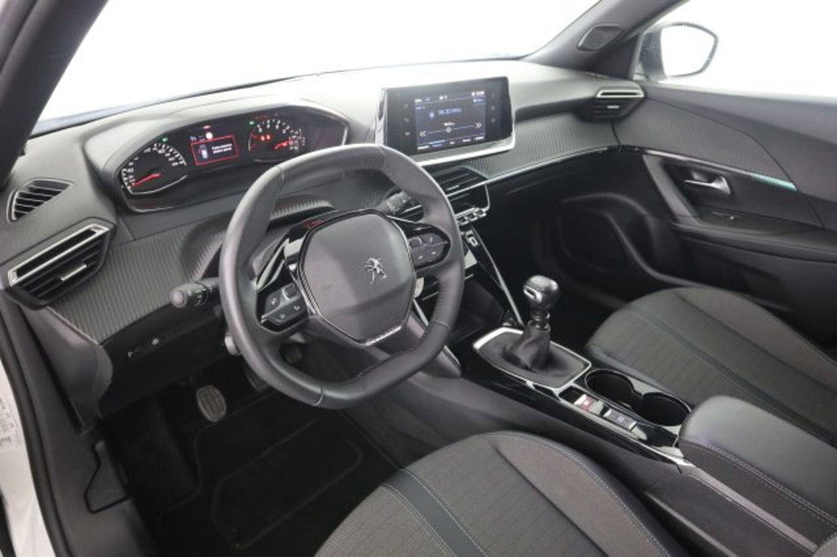 Peugeot 2008 PureTech 100 S&S Allure