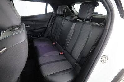 Peugeot 2008 PureTech 100 S&S Allure (3)