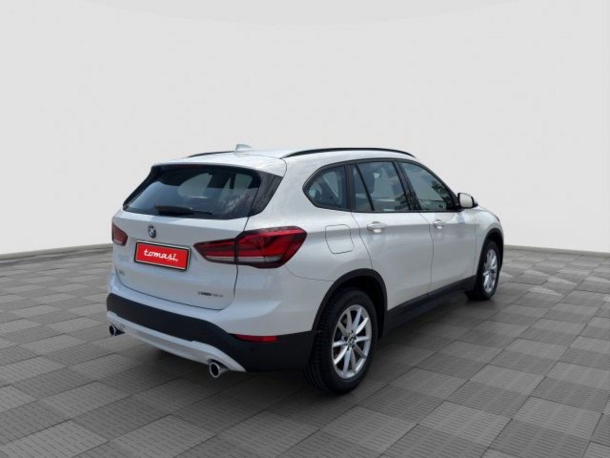 BMW X1 sDrive18d Business Advantage (5)