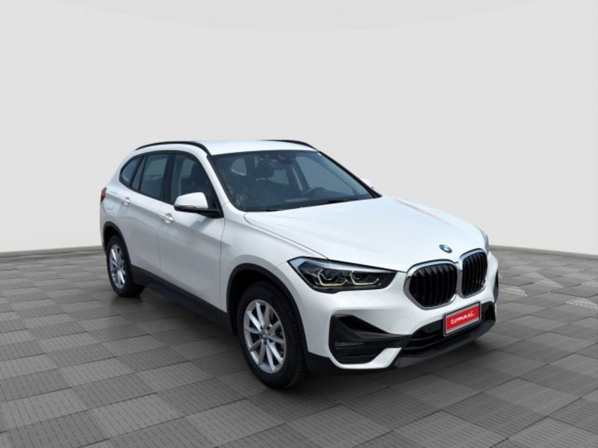 BMW X1 sDrive18d Business Advantage (7)