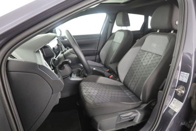 Volkswagen Taigo 1.0 tsi R-Line 115cv (2)